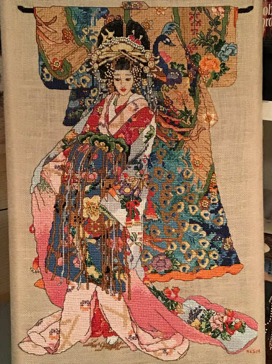 Schema punto croce SAGA PDF + XSD donna orientale KIMONO GEISHA thoughtful Japanese girl cross stitch pk pattern keeper facile da stampare